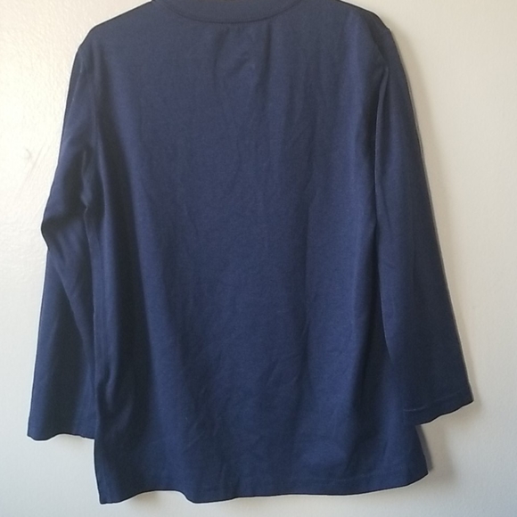 Two Georgetown University shirts (6/7) - Picture 2 of 6